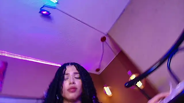 Snapshot of SamanthaaSutra chatting on 03.16.25 SamanthaaSutra online show from 03.16.25