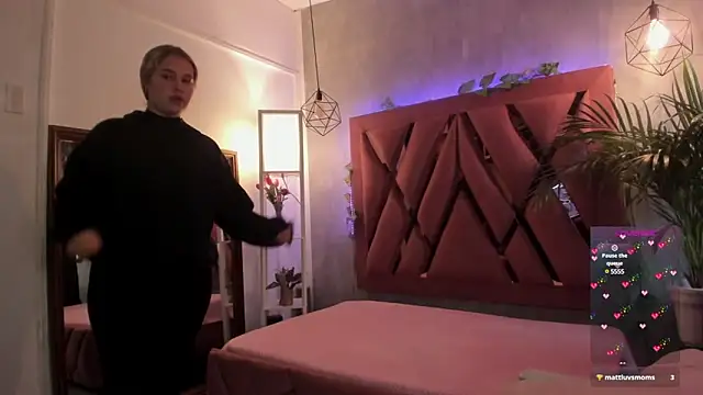 Haelycute online show from 03.11.25