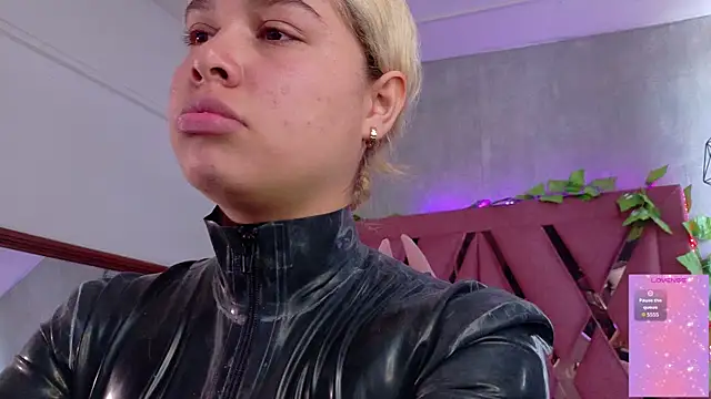 Haelycute online show from 11.29.25