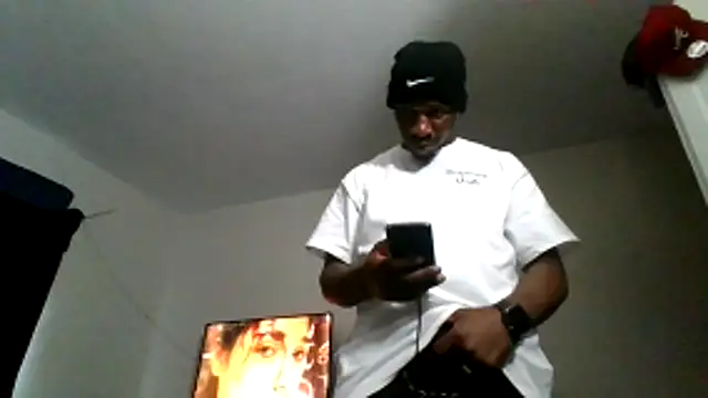 Snapshot of 007Giovani chatting on 05.15.26 007Giovani online show from 05.15.26
