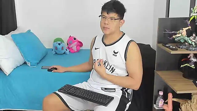 Snapshot of Siul_bigboy chatting on 12.16.25 Siul bigboy online show from 12.16.25