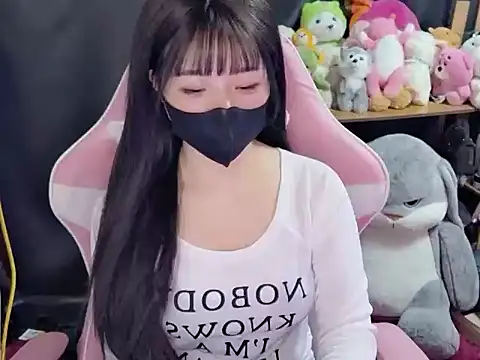 Pam Lee online show from 12.01.24