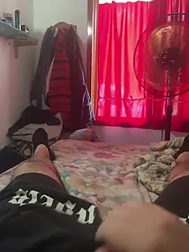 Snapshot of luchoterro chatting on 12.12.24 luchoterro online show from 12.12.24