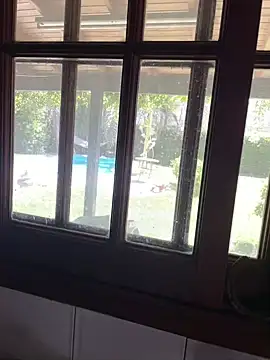 Snapshot of luchoterro chatting on 12.15.24 luchoterro online show from 12.15.24