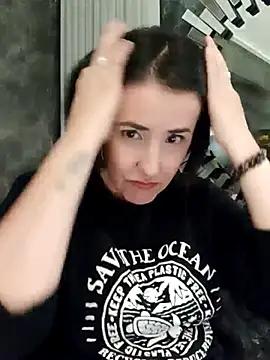 IsisBlake online show from 03.14.25