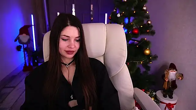 Snapshot of Mille_Joy chatting on 12.29.24 Mille Joy online show from 12.29.24