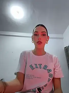 Snapshot of Carlita_cute chatting on 06.29.26 Carlita cute online show from 06.29.26
