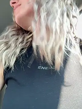 Crazy-Rosa online show from 03.16.25