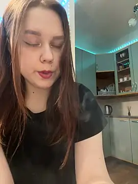 Marylallka5 online show from 12.14.24