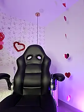 valery mora online show from 02.21.25