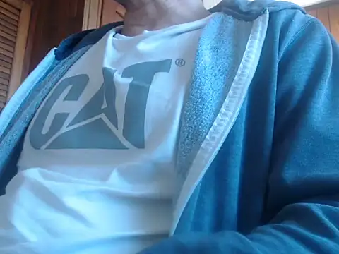 Snapshot of lover_camer chatting on 11.19.25 lover camer online show from 11.19.25