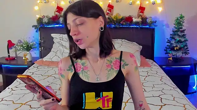 Lolly Haze online show from 12.16.24