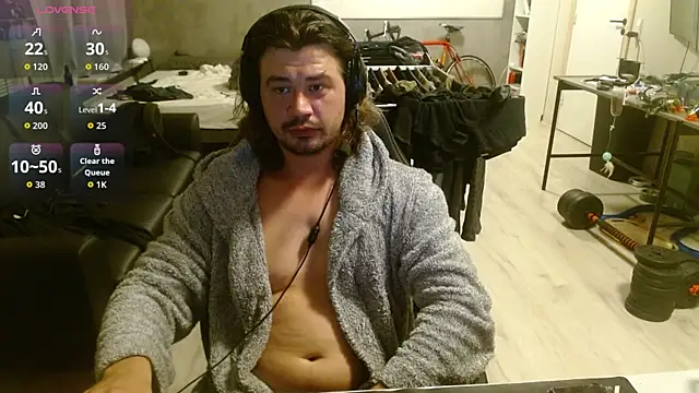 DanishStarF online show from 09.13.25