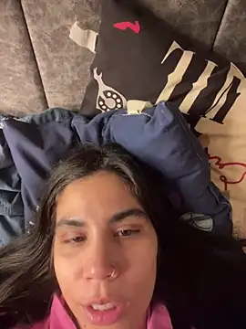 Snapshot of Cuteandhornyy chatting on 12.04.25 Cuteandhornyy online show from 12.04.25