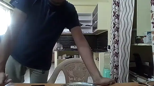 THE NAKED BOY online show from 03.08.25