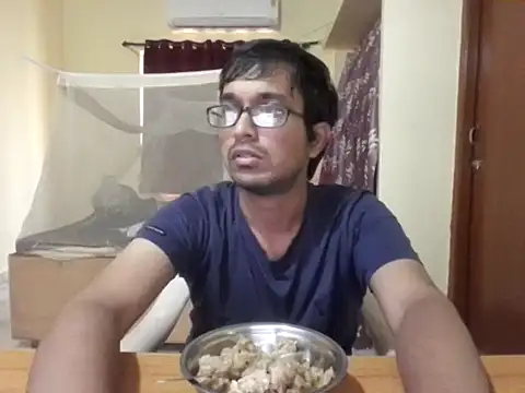 THE NAKED BOY online show from 11.15.25