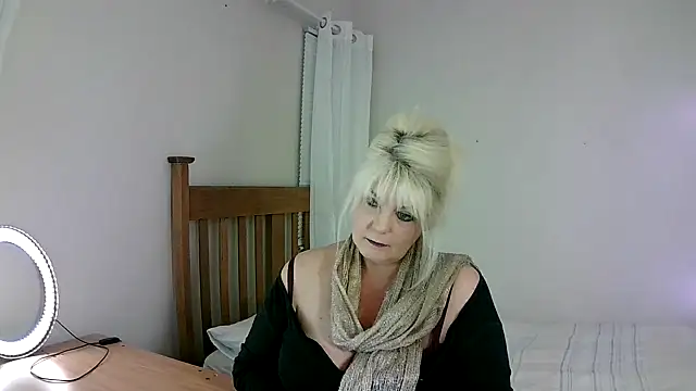 Miahotmilf online show from 03.22.25