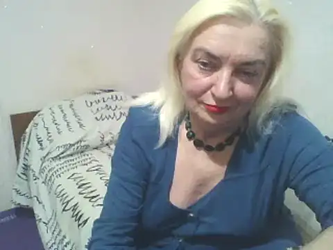 Snapshot of Meri798 chatting on 10.24.25 Meri798 online show from 10.24.25