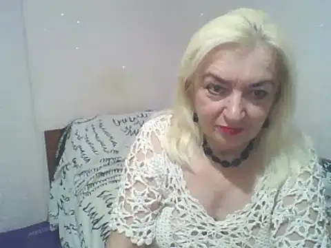 Snapshot of Meri798 chatting on 10.26.25 Meri798 online show from 10.26.25