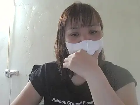 Snapshot of Angela-Eira chatting on 05.25.26 Angela-Eira online show from 05.25.26