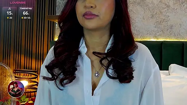 Snapshot of MonicaMoret chatting on 06.20.26 MonicaMoret online show from 06.20.26