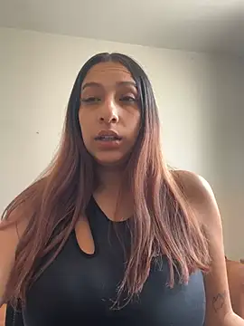 Snapshot of Dahian_XXX chatting on 01.28.25 Dahian XXX online show from 01.28.25