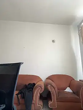 Snapshot of Dahian_XXX chatting on 02.08.25 Dahian XXX online show from 02.08.25