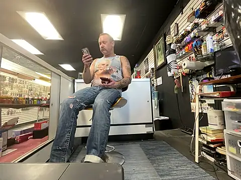 Snapshot of RawRyder8 chatting on 12.07.24 RawRyder8 online show from 12.07.24