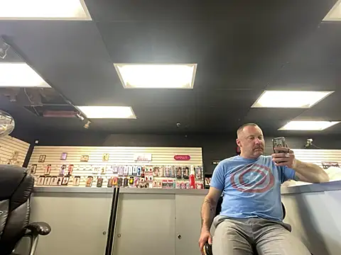 Snapshot of RawRyder8 chatting on 02.14.25 RawRyder8 online show from 02.14.25