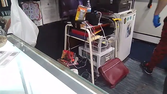 Snapshot of RawRyder8 chatting on 09.10.25 RawRyder8 online show from 09.10.25