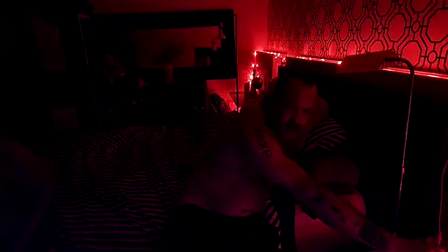 Snapshot of RawRyder8 chatting on 09.26.25 RawRyder8 online show from 09.26.25