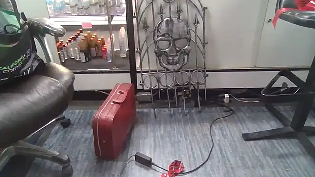 Snapshot of RawRyder8 chatting on 10.08.25 RawRyder8 online show from 10.08.25