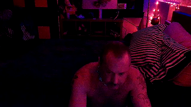 Snapshot of RawRyder8 chatting on 10.17.25 RawRyder8 online show from 10.17.25