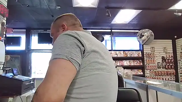 Snapshot of RawRyder8 chatting on 11.01.25 RawRyder8 online show from 11.01.25