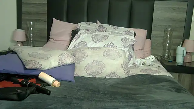 BigButt-MomJ75 online show from 02.08.26