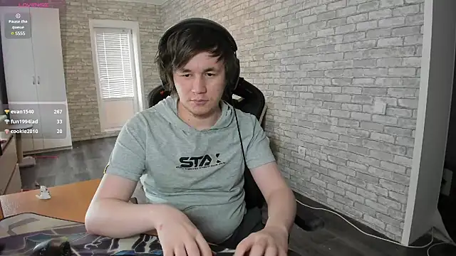 Snapshot of iliaskrislove chatting on 03.03.25 iliaskrislove online show from 03.03.25