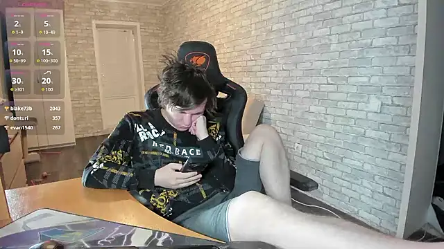 Snapshot of iliaskrislove chatting on 03.09.25 iliaskrislove online show from 03.09.25