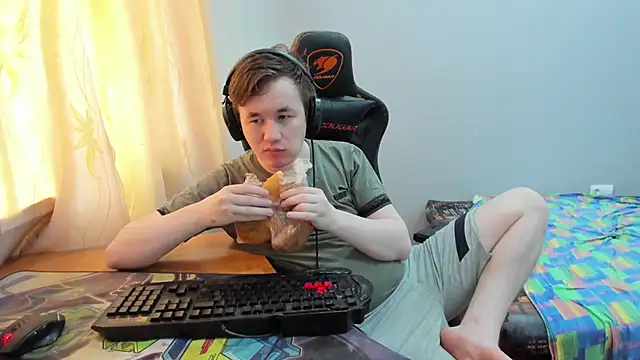 iliaskrislove online show from 07.20.26