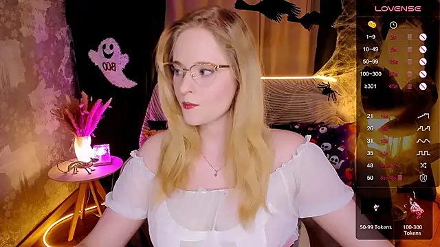 Aemilia  online show from 11.02.25