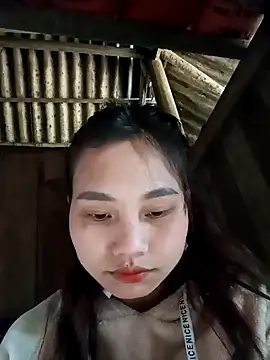 Snapshot of tamaien chatting on 01.16.25 tamaien online show from 01.16.25