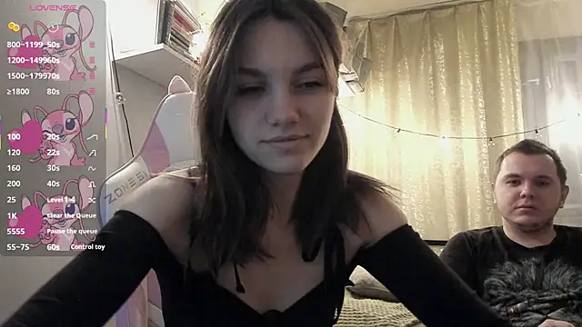 Snapshot of MashkaRay chatting on 02.26.25 MashkaRay online show from 02.26.25