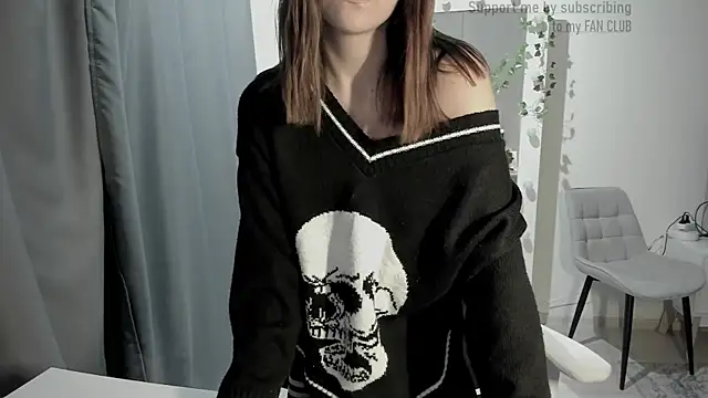 Snapshot of MashkaRay chatting on 09.12.25 MashkaRay online show from 09.12.25