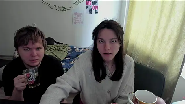 Snapshot of MashkaRay chatting on 04.21.26 MashkaRay online show from 04.21.26