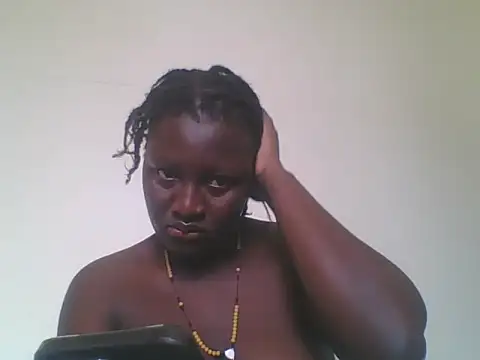 Snapshot of Heavy_ass chatting on 03.12.25 Heavy ass online show from 03.12.25