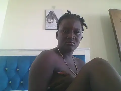 Snapshot of Heavy_ass chatting on 03.22.25 Heavy ass online show from 03.22.25