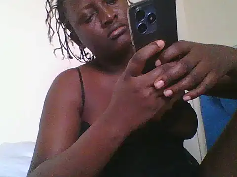 Snapshot of Heavy_ass chatting on 09.13.25 Heavy ass online show from 09.13.25