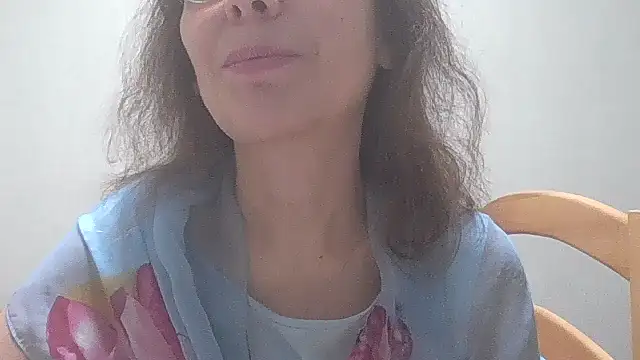 HollyJewel online show from 12.31.24