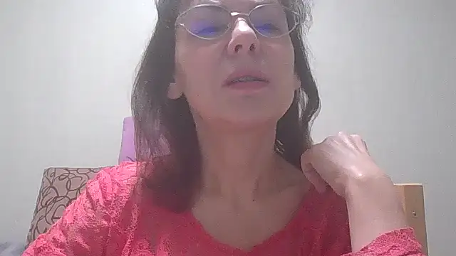 HollyJewel online show from 02.11.25