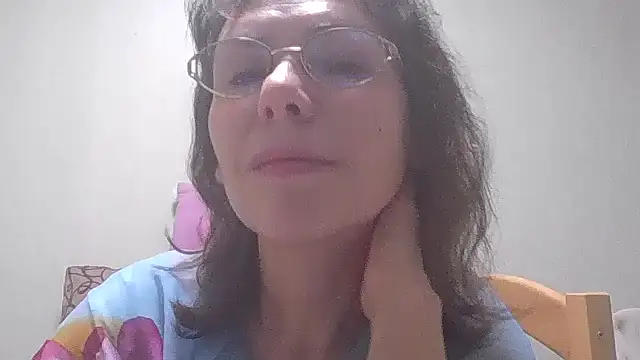 HollyJewel online show from 02.12.25