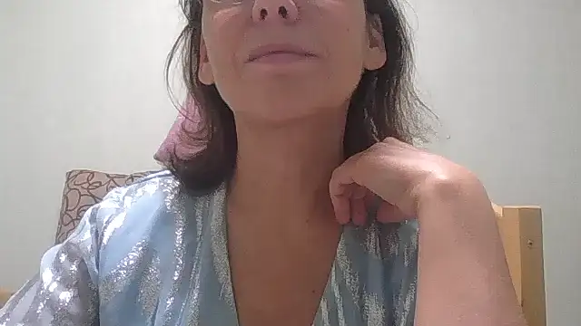 HollyJewel online show from 10.22.25